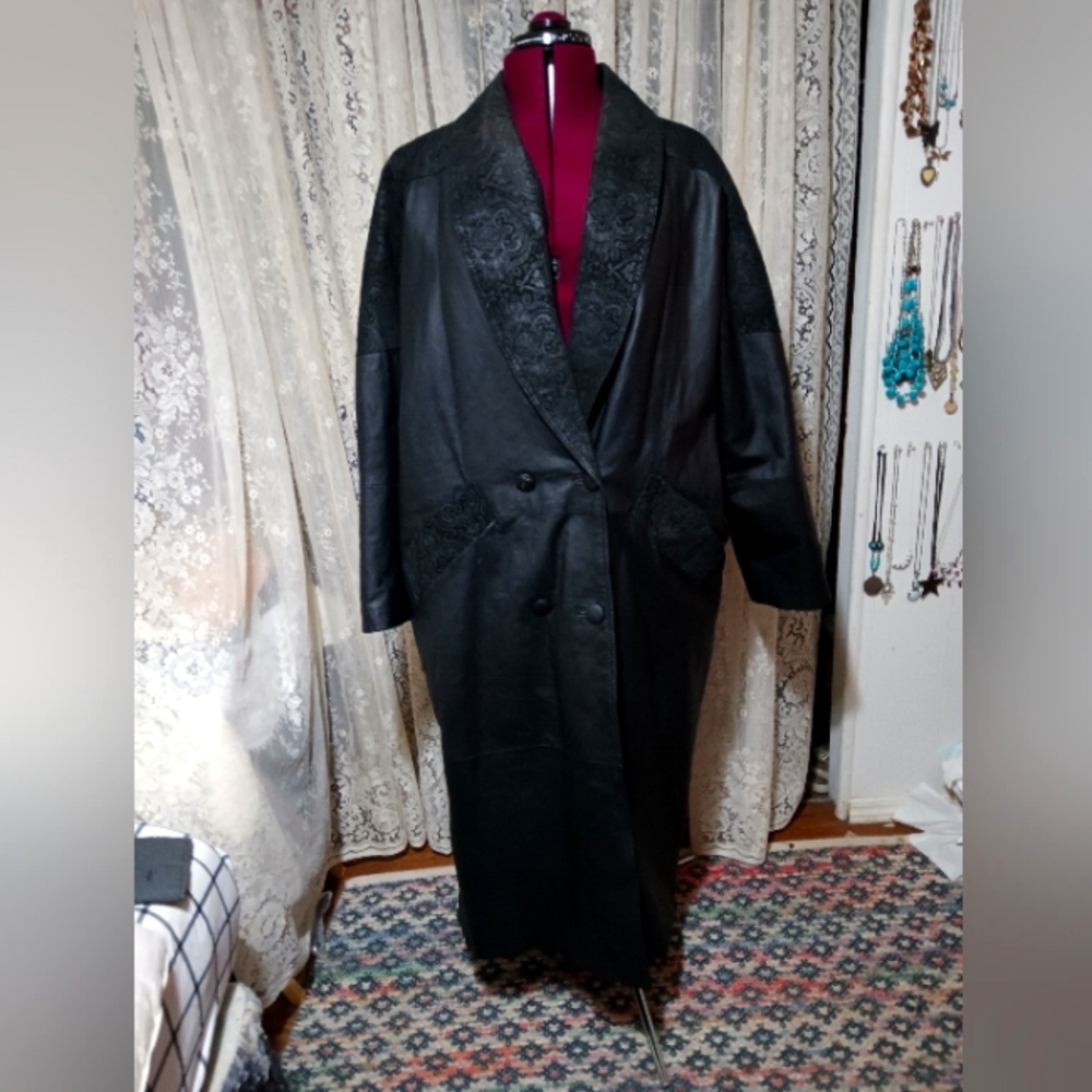 Vintage Comint full length leather coat Sz 18/20